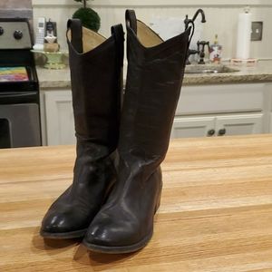 Frye Carson Pull On Boots 8